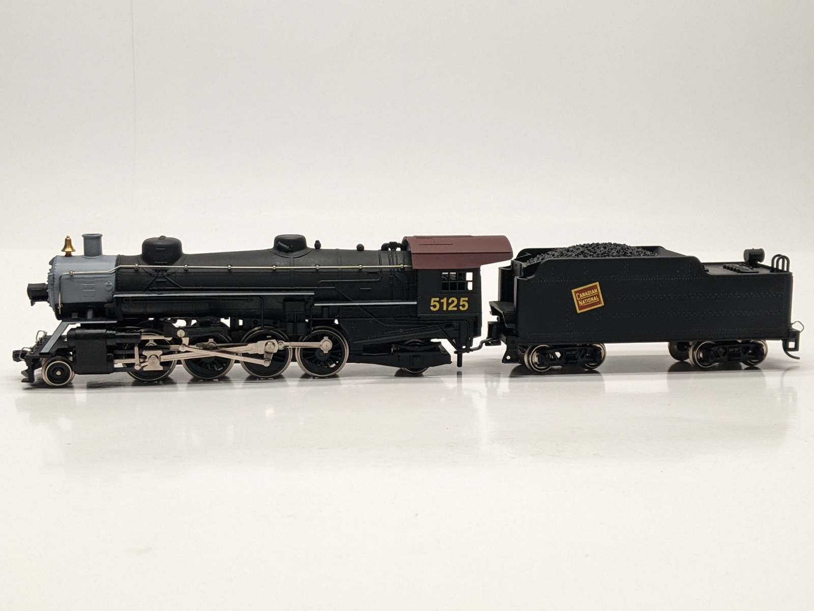 Mehano HO 2-8-2 Steam Locomotive Canadian National CN 5125 DCC Canadia