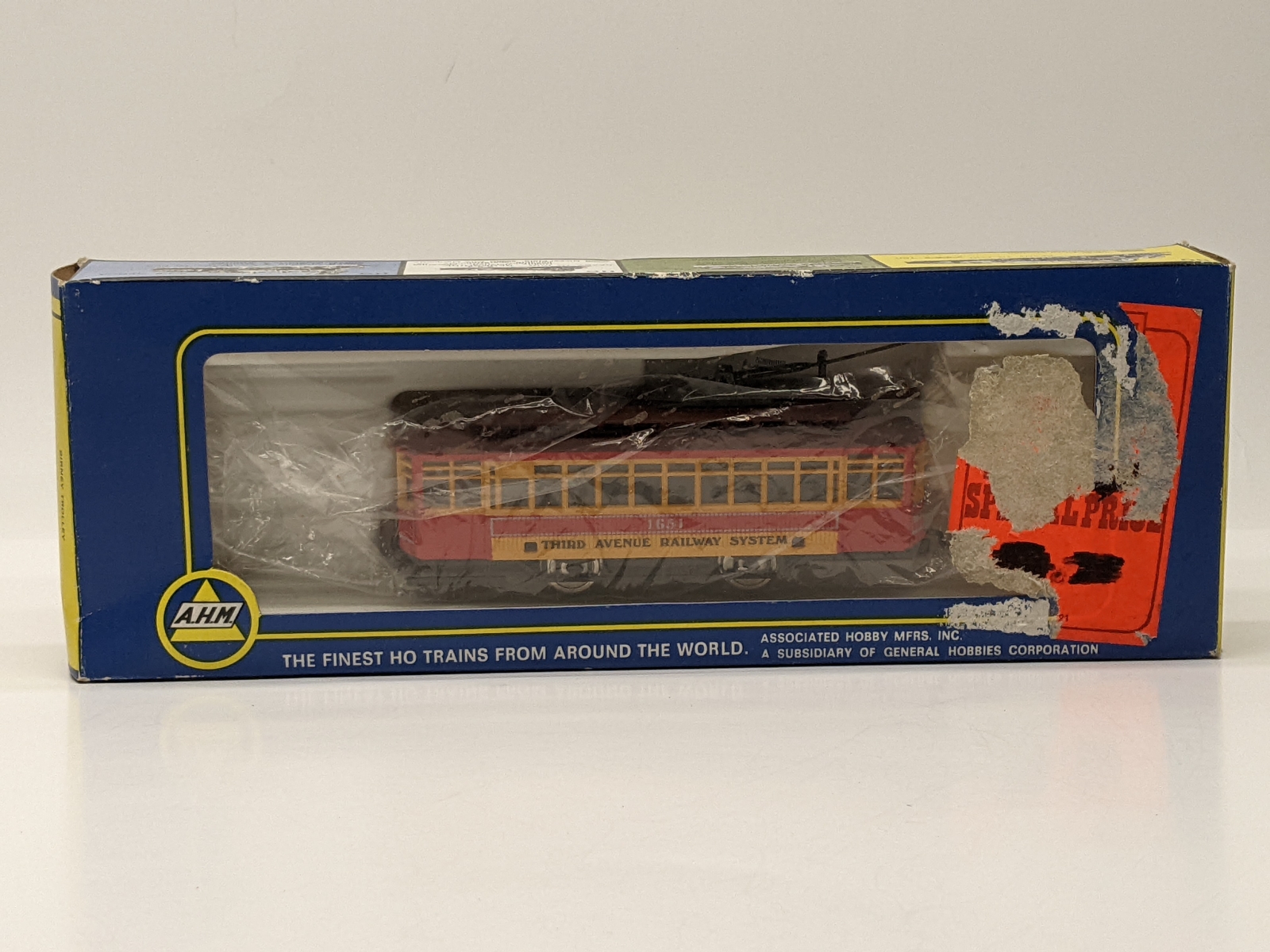 AHM 5301 HO Birney Trolley - Third Avenue Railway System #1651 For 